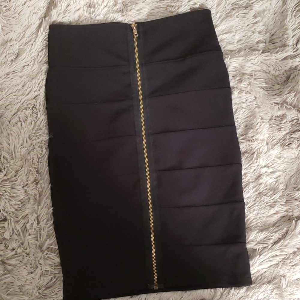 Charlotte Russe Black bodycon pencil skirt